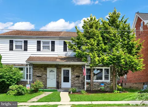 107 S Wyomissing, Shillington, PA 19607