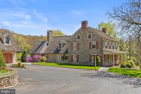 47 Flory Rd, Lenhartsville, PA 19534