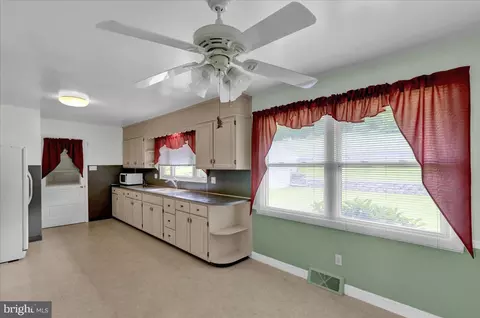 Kitchen - 1076 Freemansville Rd, Reading, PA 19607 photo 1 of 3