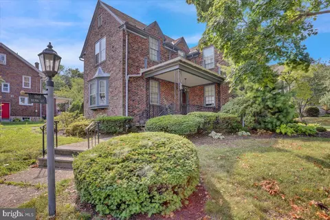 Exterior - 1502 Bern St, Reading, PA 19604 photo 1 of 5