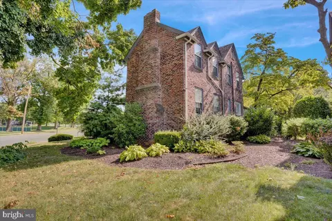 Exterior - 1502 Bern St, Reading, PA 19604 photo 3 of 5