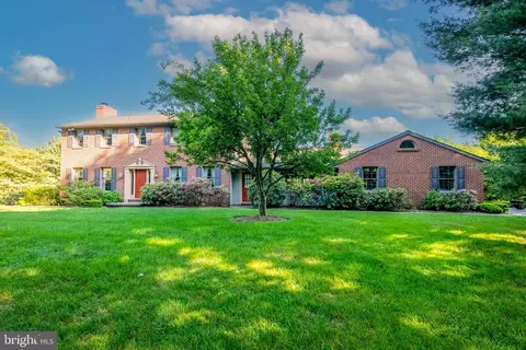 1166 Cedar Top Rd, Shillington, PA 19607