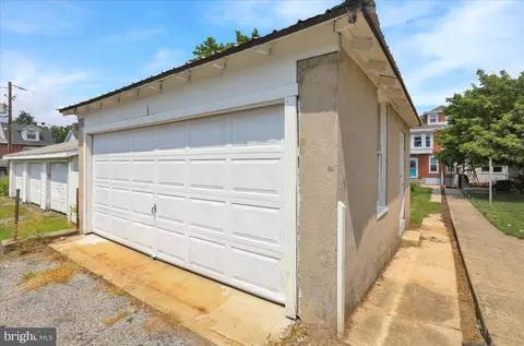 Exterior - 142 Washington St, Reading, PA 19607 photo 5 of 5