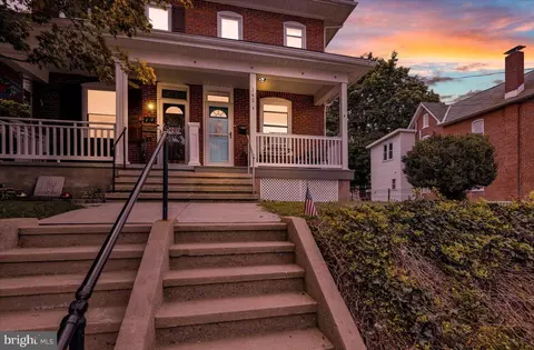 142 Washington St, Reading, PA 19607