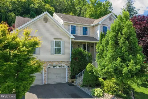 904 Connor Ct, Reading, PA 19608