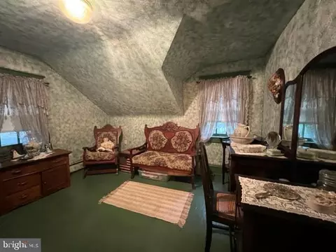 Bedroom - 821 Sheerlund Rd, Reading, PA 19607 photo 3 of 3