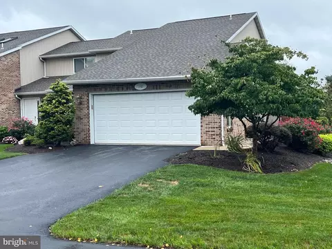 110 Leisure Ct, Reading, PA 19610