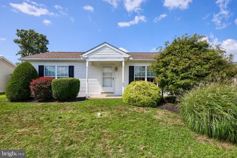 69 Westview Ter, Womelsdorf, PA 19567