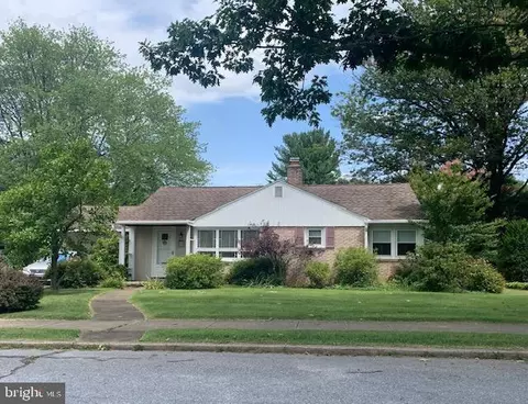 707 N Waverly St, Reading, PA 19607