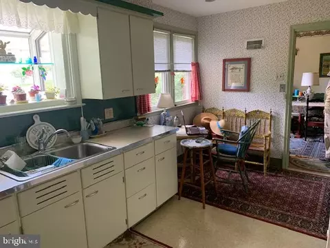 707 N Waverly St, Reading, PA 19607 photo 8
