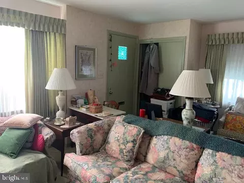 707 N Waverly St, Reading, PA 19607 photo 5