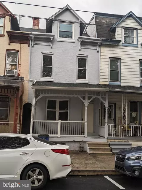 216 W Douglass St, Reading, PA 19601