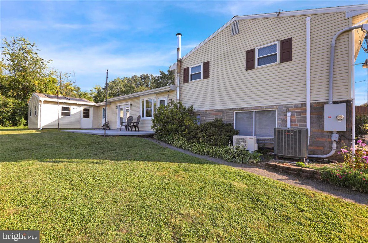 534 Calco Ave, Reading, PA 19608 photo 8