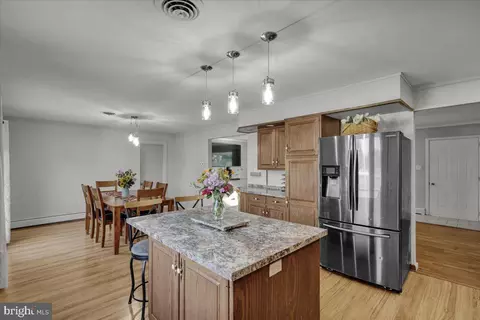 534 Calco Ave, Reading, PA 19608 photo 31