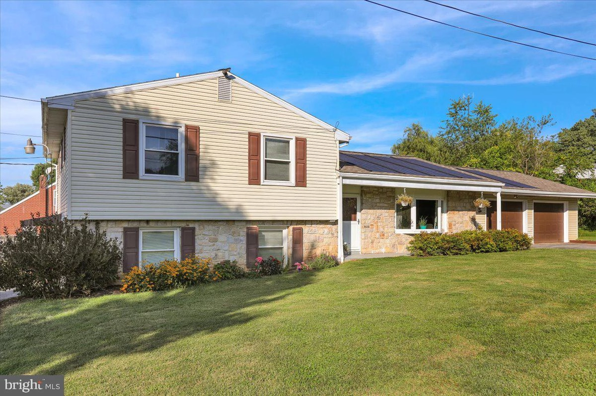 534 Calco Ave, Reading, PA 19608 photo 3