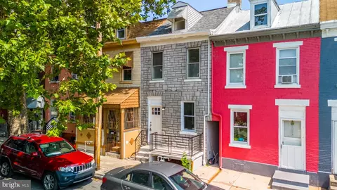 235 Orange St, Reading, PA 19602