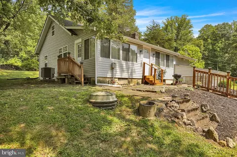 1169 Manatawny Rd, Boyertown, PA 19512