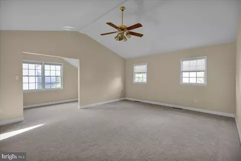 Living - 10 Virginia Ave, Sinking Spring, PA 19608 photo 4 of 4