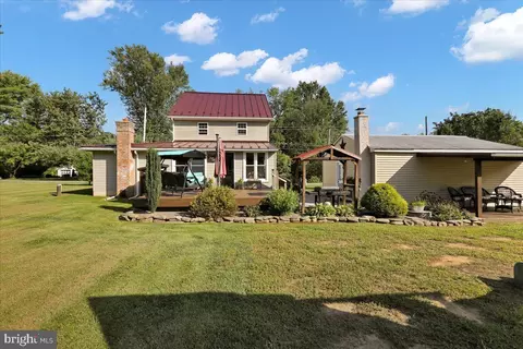 154 Water St, Oley, PA 19547 photo 8