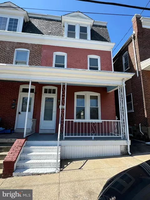 20 E 5th St, Boyertown, PA 19512