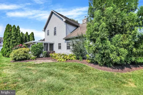 Exterior - 151 N Cacoosing Dr, Reading, PA 19608 photo 6 of 7