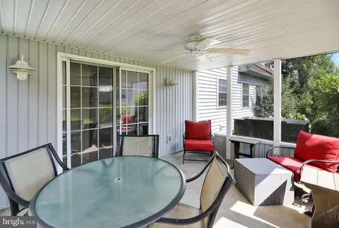 Exterior - 151 N Cacoosing Dr, Reading, PA 19608 photo 5 of 7