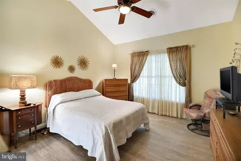 Bedroom - 151 N Cacoosing Dr, Reading, PA 19608 photo 1 of 4