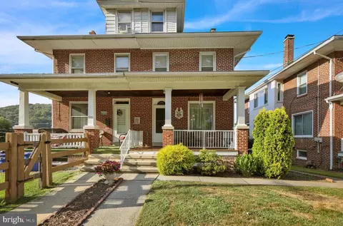 2403 Fairview Ave, Reading, PA 19606