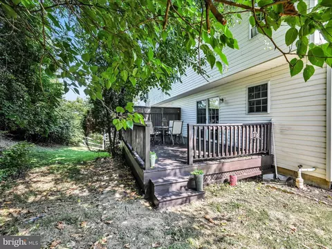 610 Frederick St, Reading, PA 19608 photo 25