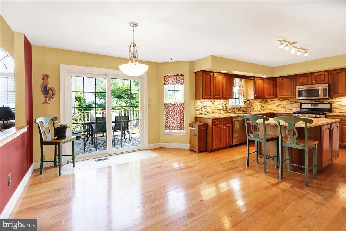 Kitchen - 907 Billy Dr, Sinking Spring, PA 19608 photo 1 of 4