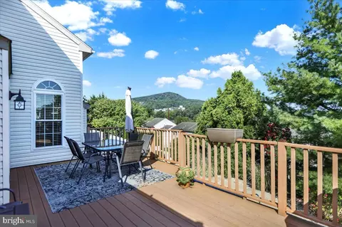 Exterior - 907 Billy Dr, Sinking Spring, PA 19608 photo 6 of 9