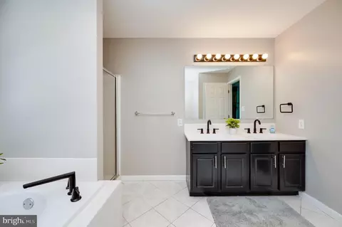 Entry Way - 12 Prospect Dr, Sinking Spring, PA 19608 photo 5 of 5
