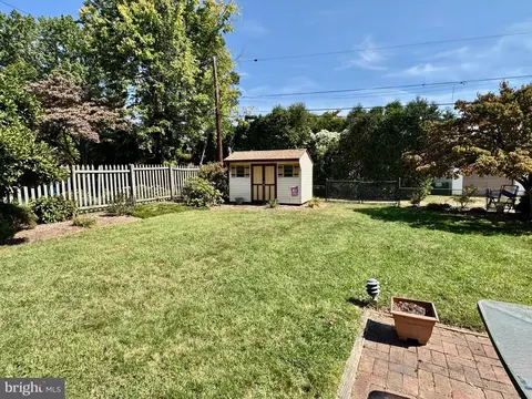 Exterior - 1122 Broadway Blvd, Reading, PA 19607 photo 7 of 8