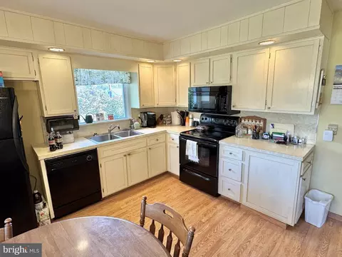 Kitchen - 1122 Broadway Blvd, Reading, PA 19607 photo 2 of 4