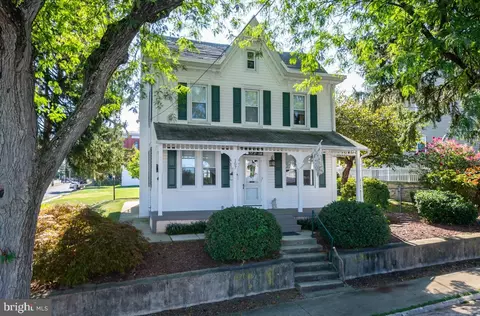 Exterior - 107 S Miller St, Reading, PA 19607 photo 2 of 10