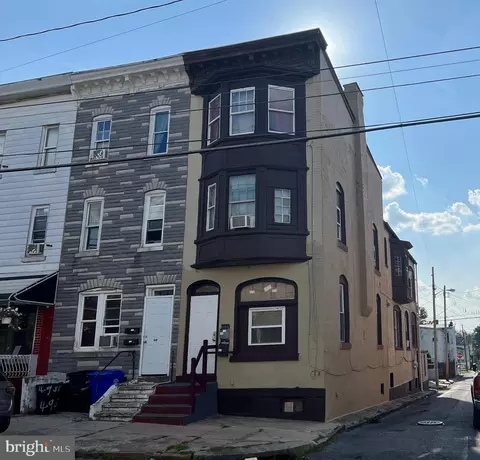 416 S 10th St, Reading, PA 19602