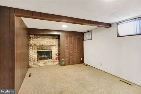 24 Club Ln, Reading, PA 19607 photo 5