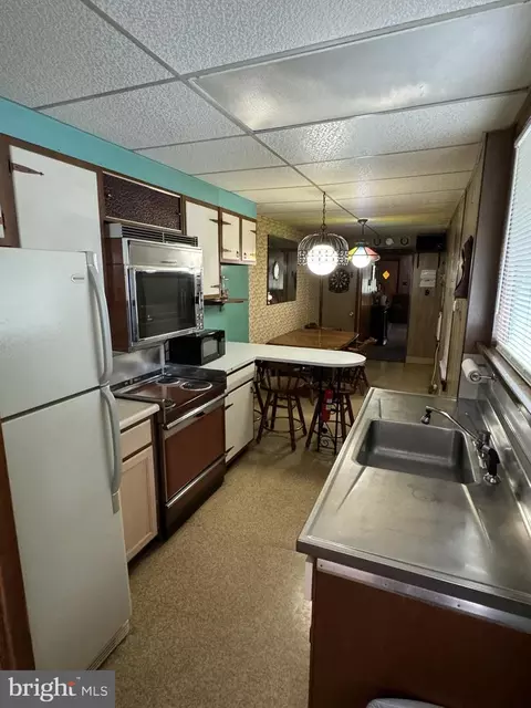 738 Birch St, Reading, PA 19604 photo 8