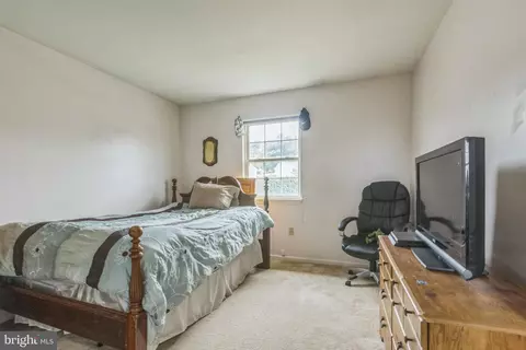 Bedroom - 2501 Andrew Dr, Reading, PA 19608 photo 4 of 7