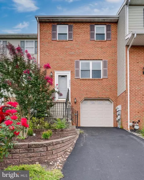 3903 Penns Dr, Reading, PA 19606