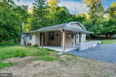 1926 Mt Laurel Rd, Temple, PA 19560