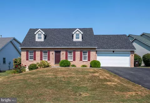 313 Sycamore Ln, Blandon, PA 19510