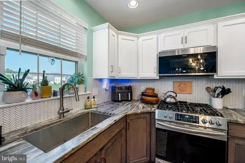 Kitchen - 638 Ebersole Rd, Reading, PA 19605 photo 1 of 3