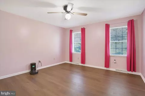 Bedroom - 24 Golfview Ln, Reading, PA 19606 photo 4 of 5