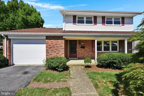 1644 Sherwood Rd, Reading, PA 19610