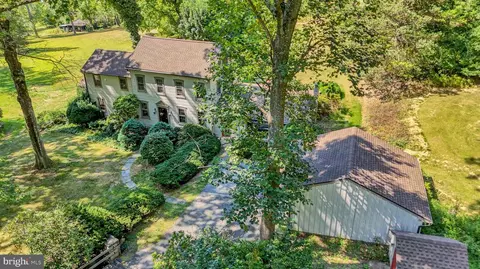 914 Powder Mill Hollow Rd, Boyertown, PA 19512
