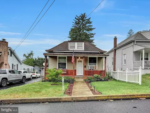 4 Heidelberg Ave, Reading, PA 19606