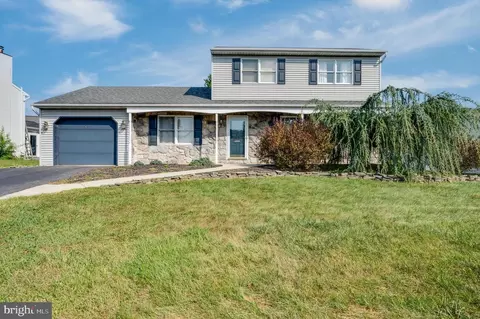 127 Damascus Dr, Blandon, PA 19510
