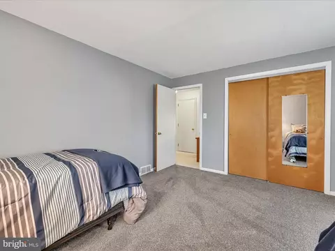 Bedroom - 15 Kings Blvd, Reading, PA 19607 photo 6 of 8