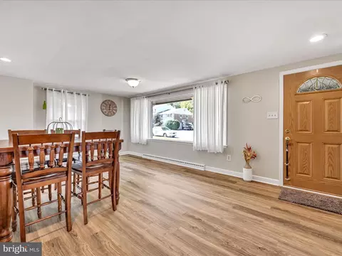 Entry Way - 15 Kings Blvd, Reading, PA 19607 photo 1 of 1